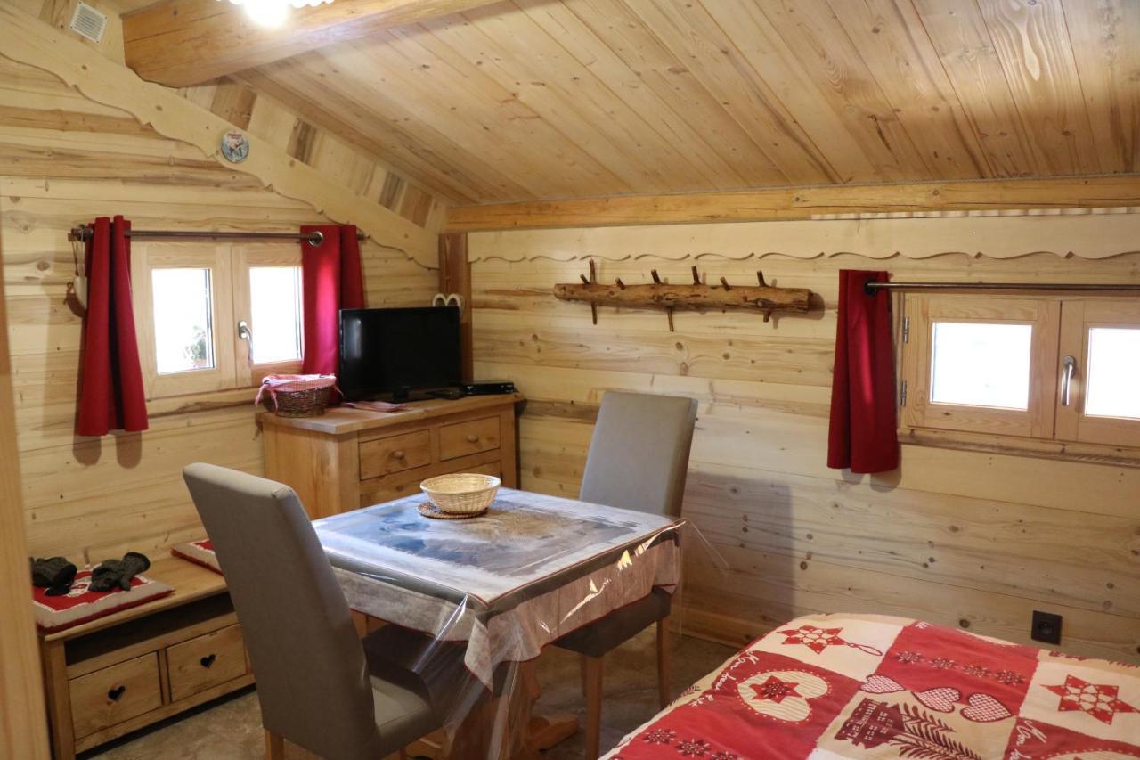 Le Refuge Des Marmottes Villa Areches Exterior photo