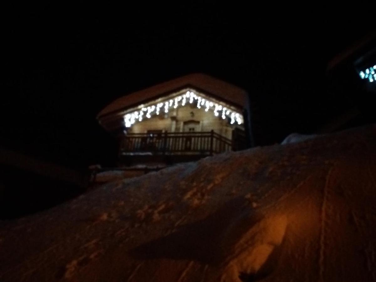 Le Refuge Des Marmottes Villa Areches Exterior photo